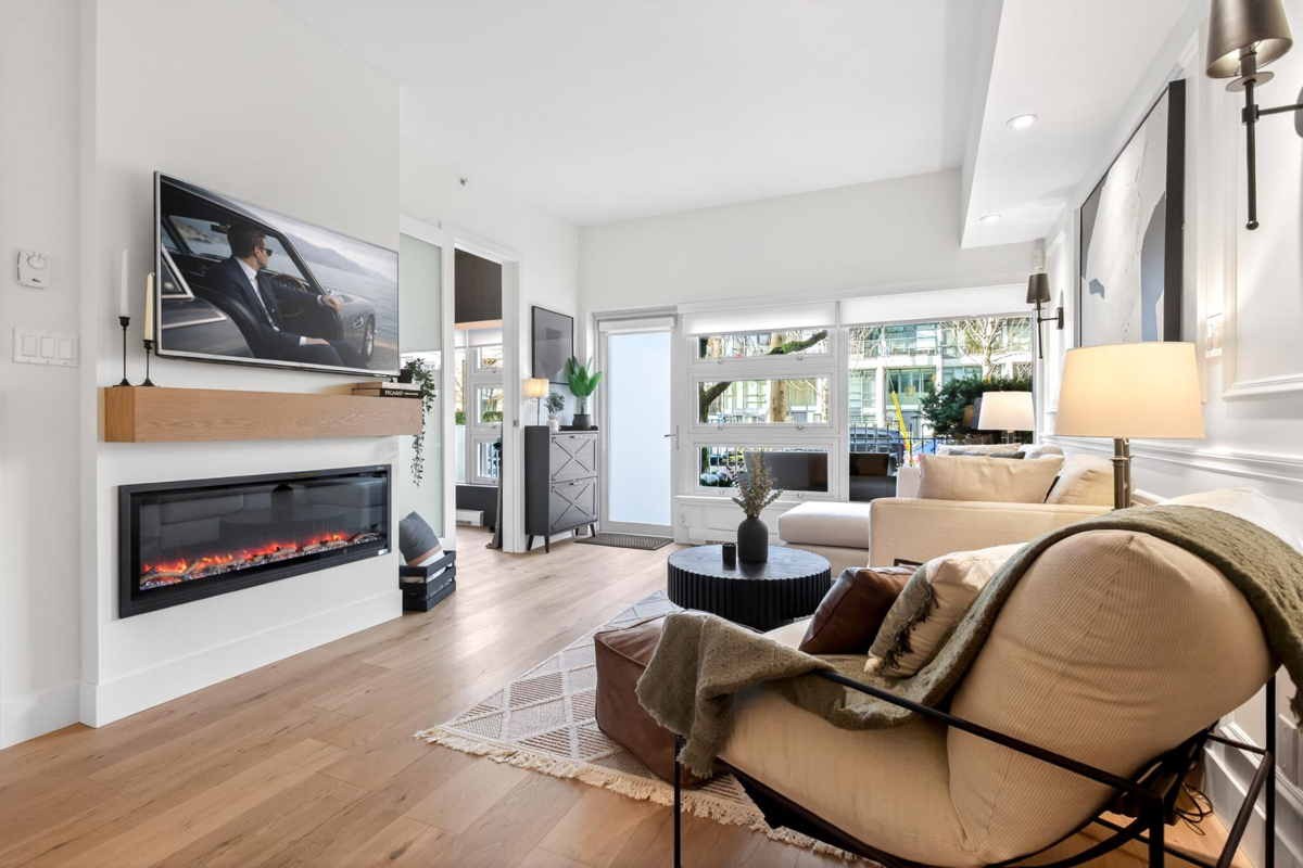 Kitchen Photo of 2538 Maple Street, Vancouver, BC