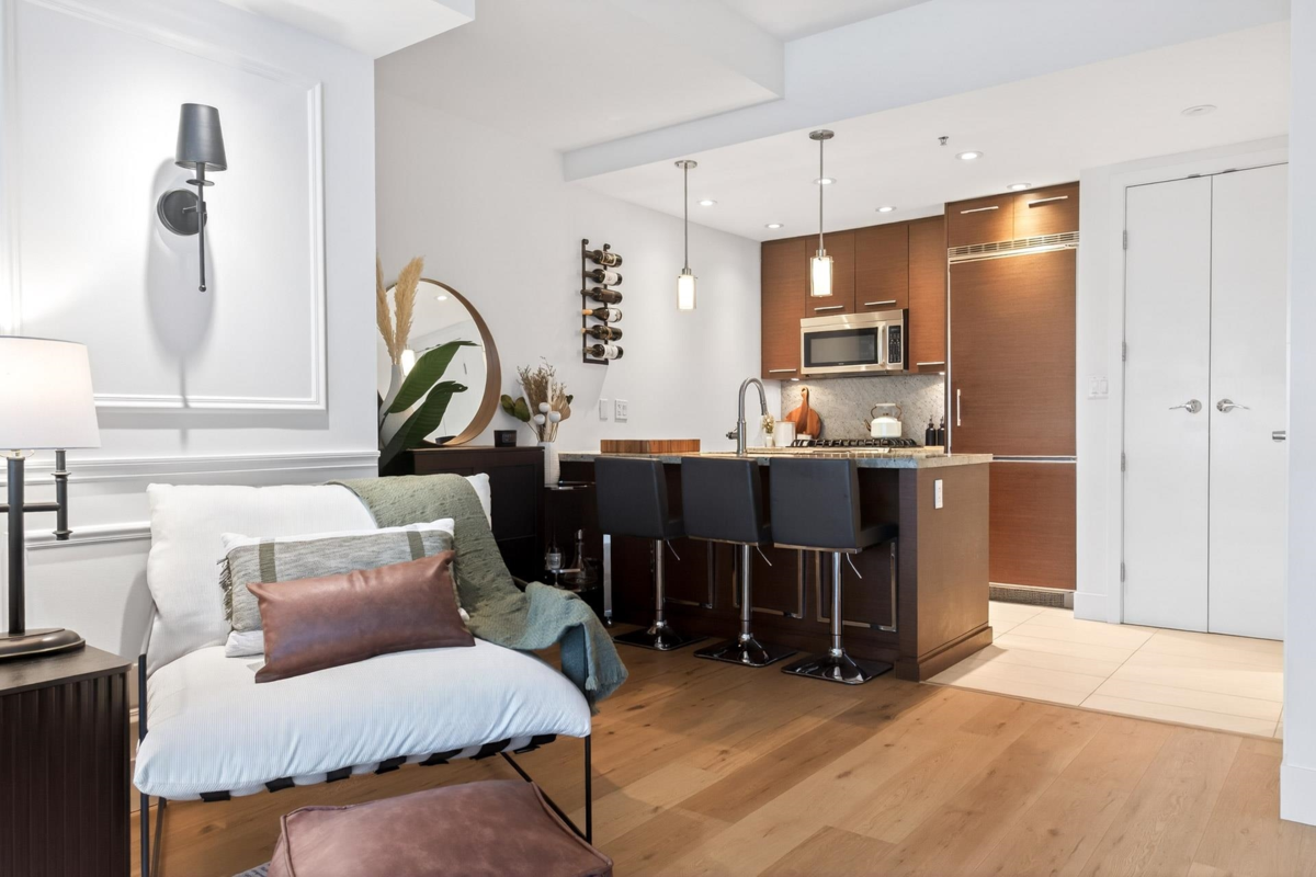 Primary Bathroom Photo of 2538 Maple Street, Vancouver, BC