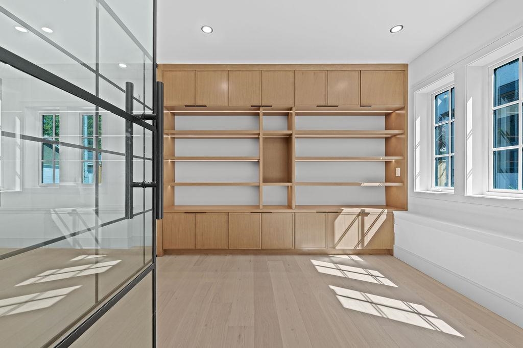 Guest Bathroom Photo of 6841 Cypress Street, Vancouver, BC