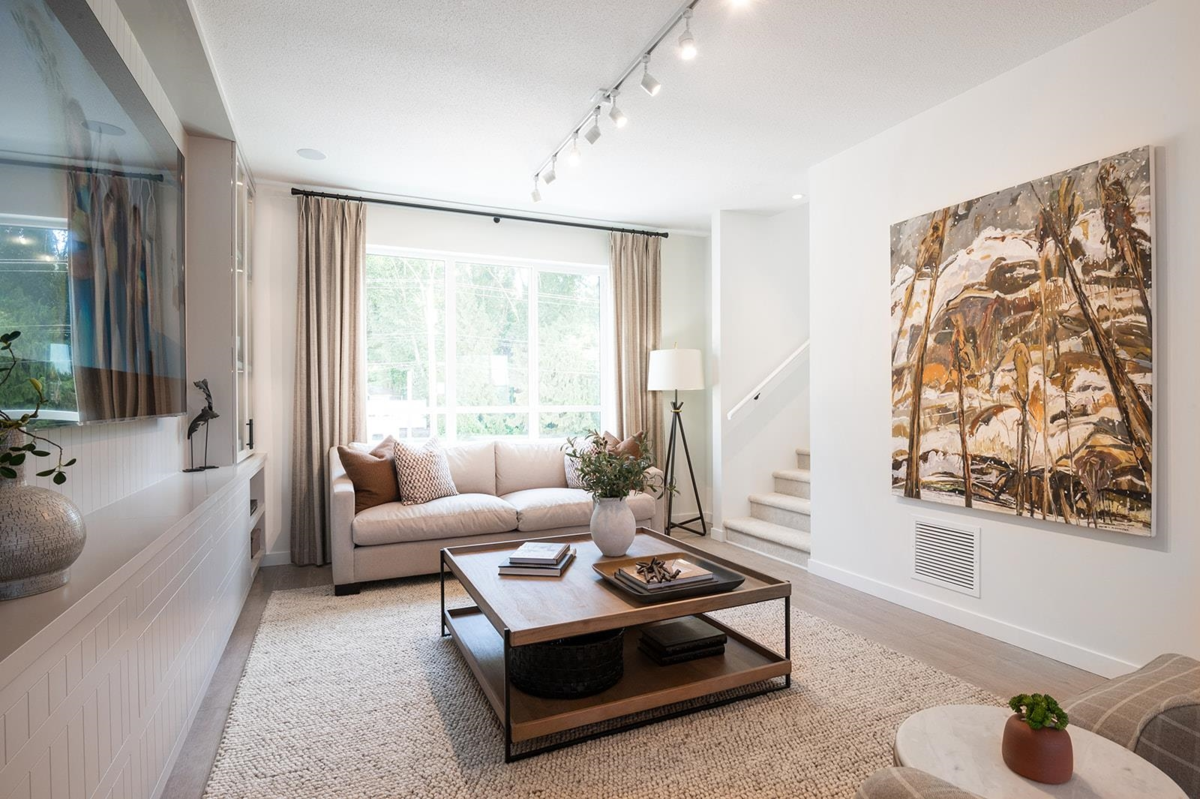 Living Room Photo of 2 3025 Mcmillan Road, Abbotsford, BC