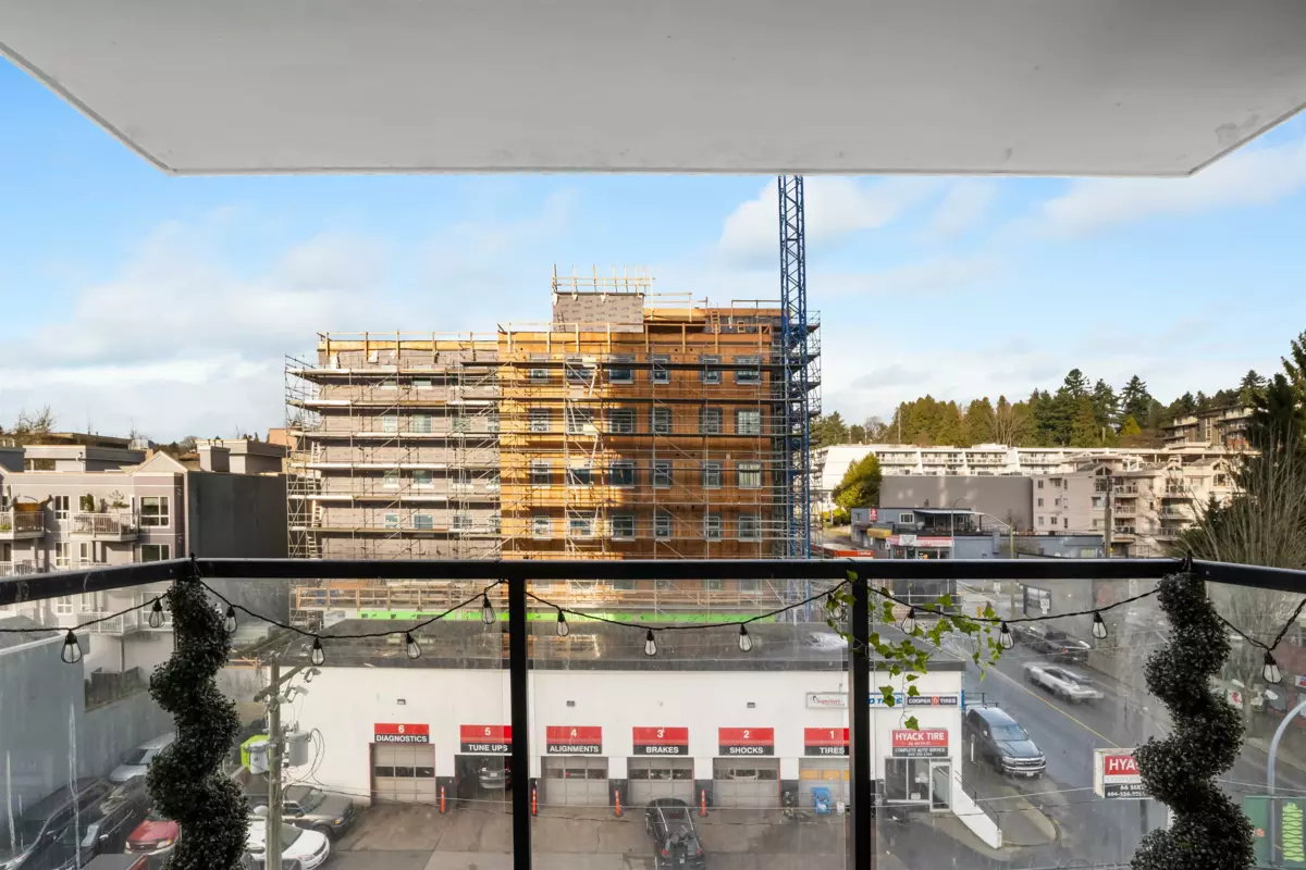 Basement Recreation Room Photo of 608 610 Victoria Street, New Westminster, BC