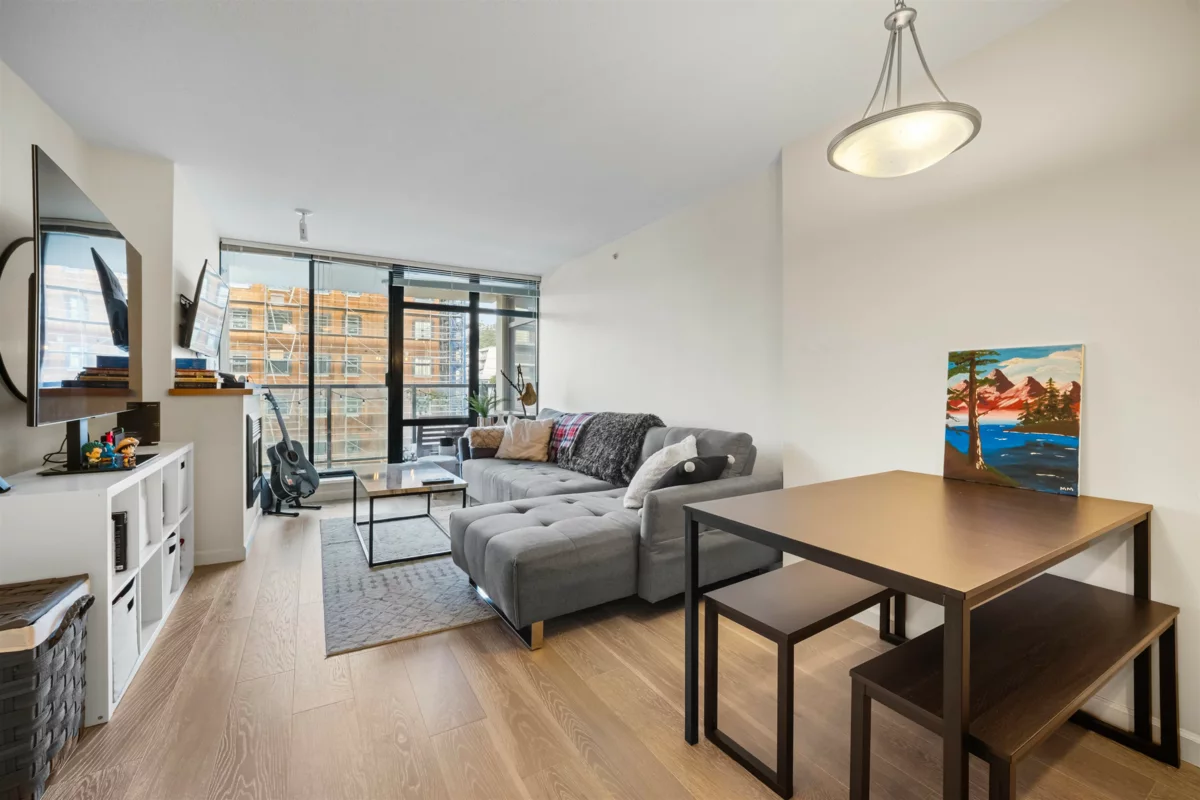 Kitchen Photo of 608 610 Victoria Street, New Westminster, BC