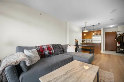 608 610 Victoria Street, New Westminster, BC