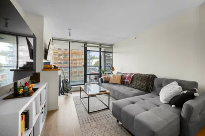 608 610 Victoria Street, New Westminster, BC