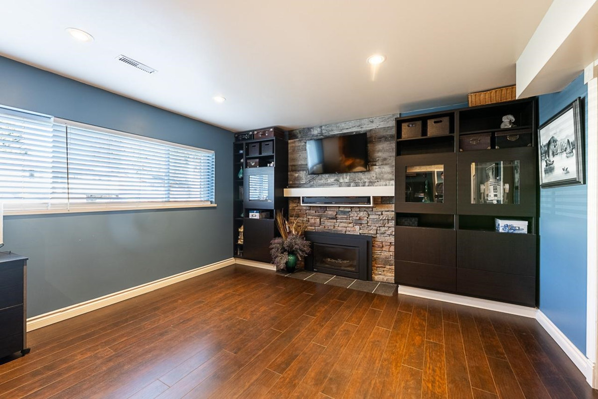Laundry Room Photo of 7030 E Brewster Drive, Delta, BC