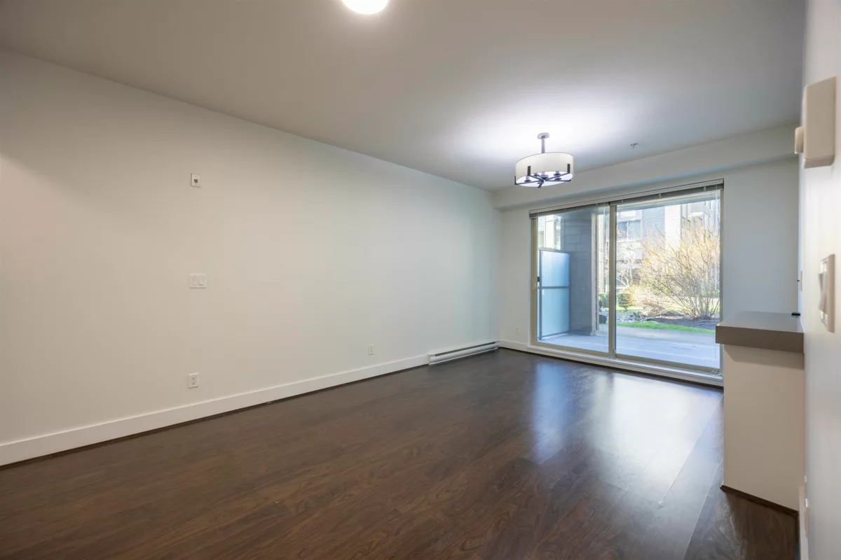 Primary Bathroom Photo of 311 7428 Byrnepark Walk, Burnaby, BC