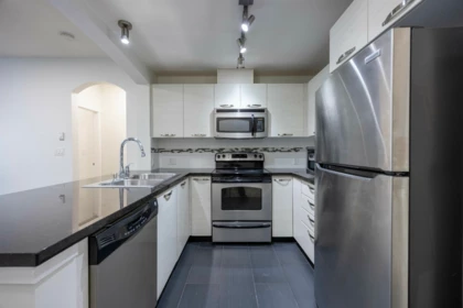 311 7428 Byrnepark Walk, Burnaby, BC