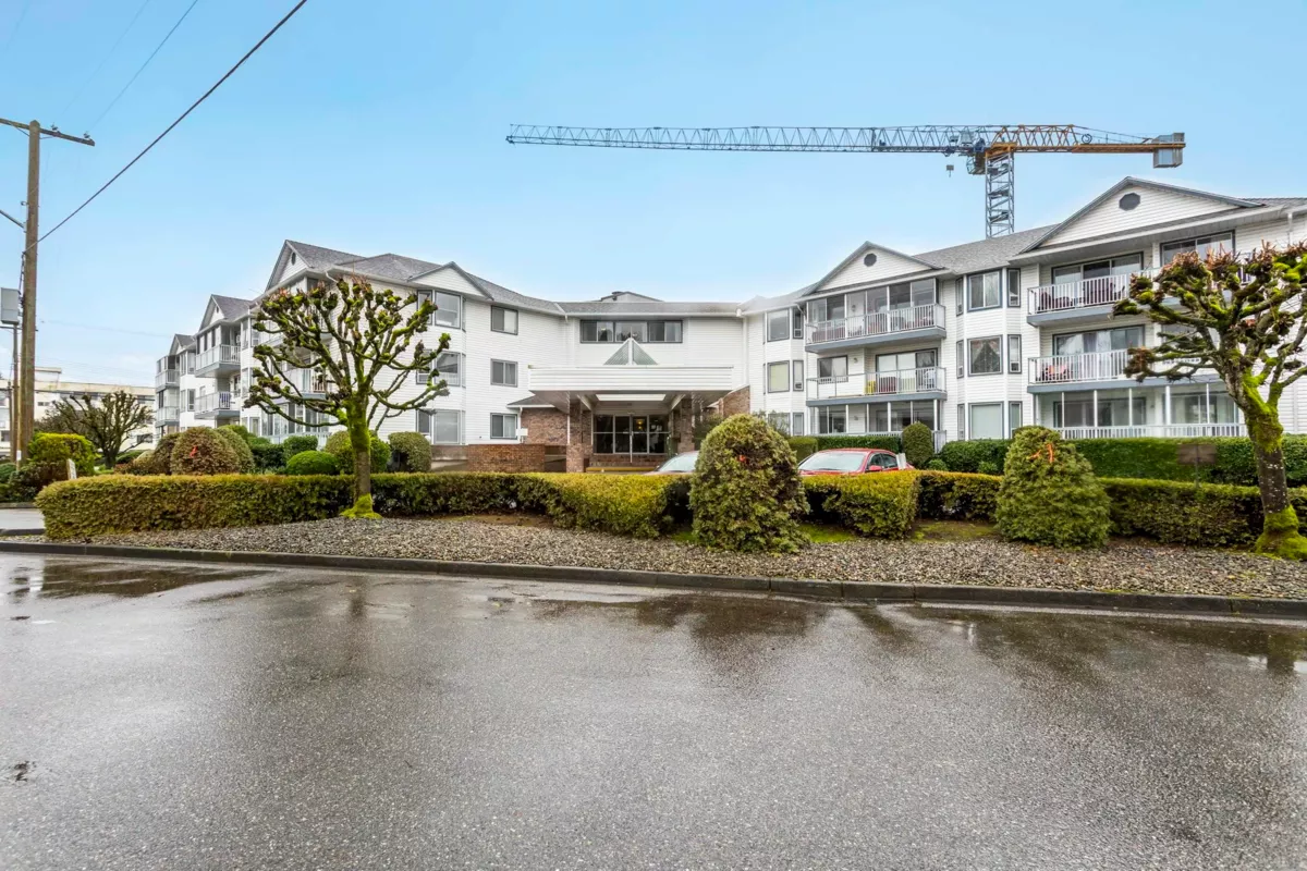 Living Room Photo of 112 2425 Church Street, Abbotsford, BC