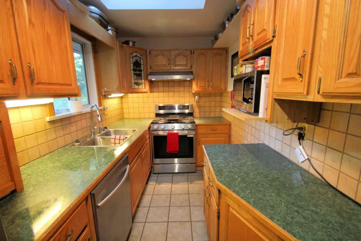 Bedroom 3 Photo of 559 Blitz Road, Mayne Island, BC