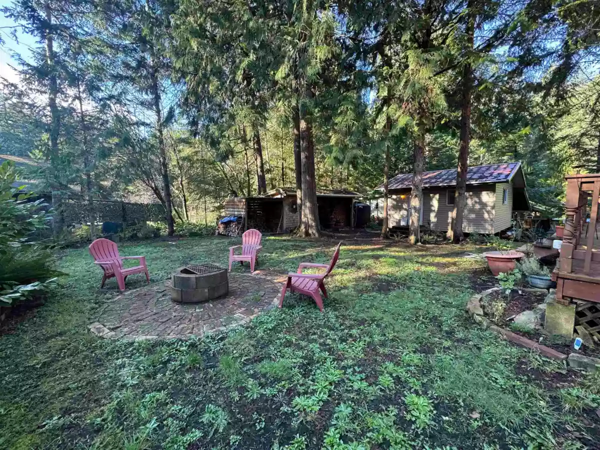 Outdoor Patio Photo of 559 Blitz Road, Mayne Island, BC