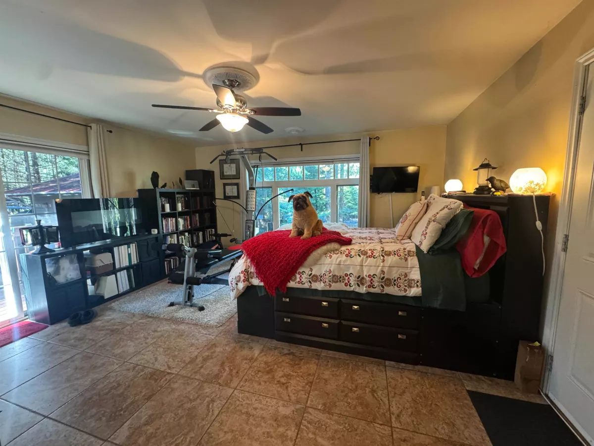 Powder Room Photo of 559 Blitz Road, Mayne Island, BC