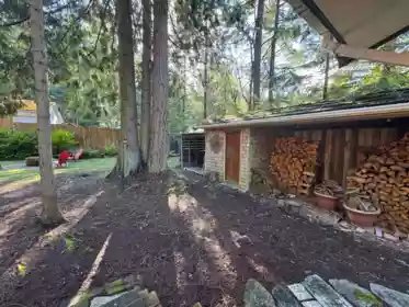Entry Foyer Photo of 559 Blitz Road, Mayne Island, BC