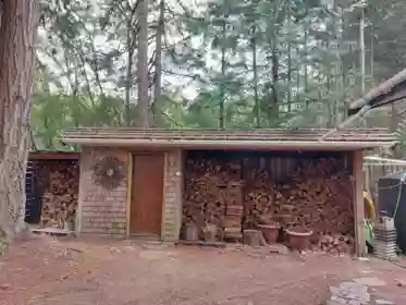 Front Yard Photo of 559 Blitz Road, Mayne Island, BC