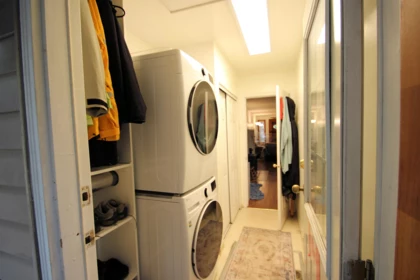 Walk-In Closet Photo of 559 Blitz Road, Mayne Island, BC