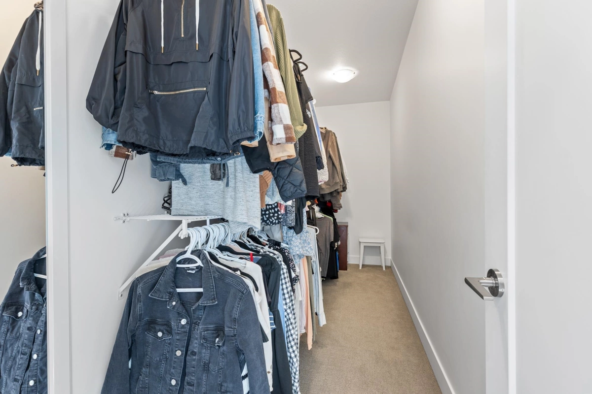 Hallway Photo of 9327 Sitka Place, Chilliwack, BC