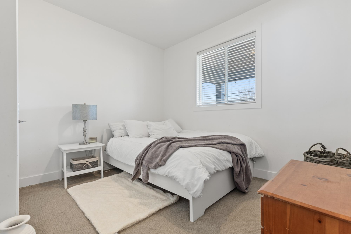 Swimming Pool Photo of 9327 Sitka Place, Chilliwack, BC