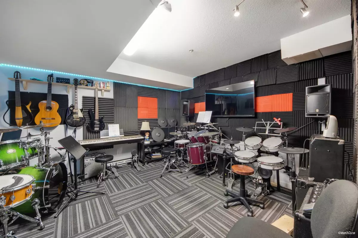 Backyard Photo of 28 2689 Parkway Drive, Surrey, BC