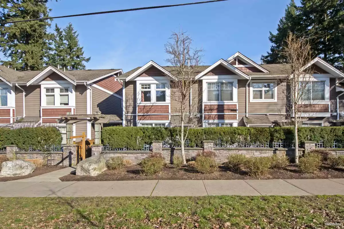 Hot Tub / Spa Photo of 28 2689 Parkway Drive, Surrey, BC