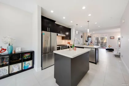 28 2689 Parkway Drive, Surrey, BC