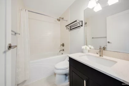 Mudroom Photo of 28 2689 Parkway Drive, Surrey, BC