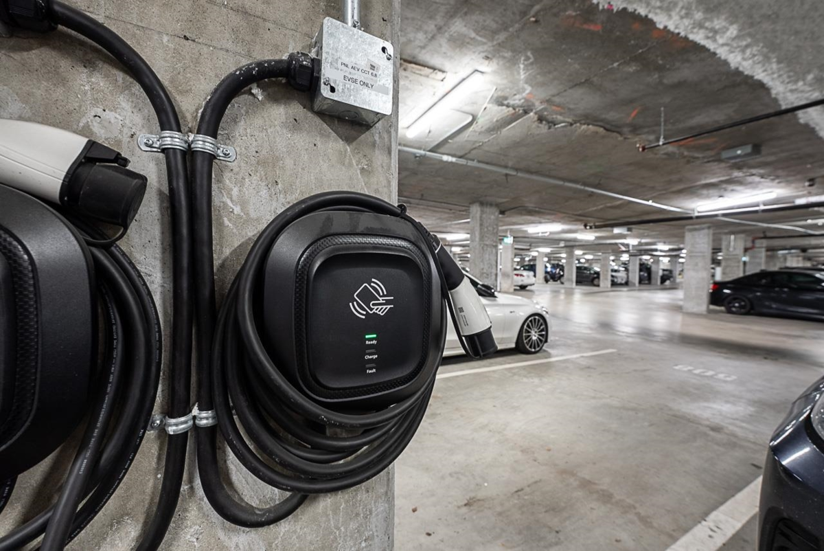 Hallway Photo of 404 2499 Rabbit Drive, Tsawwassen, BC