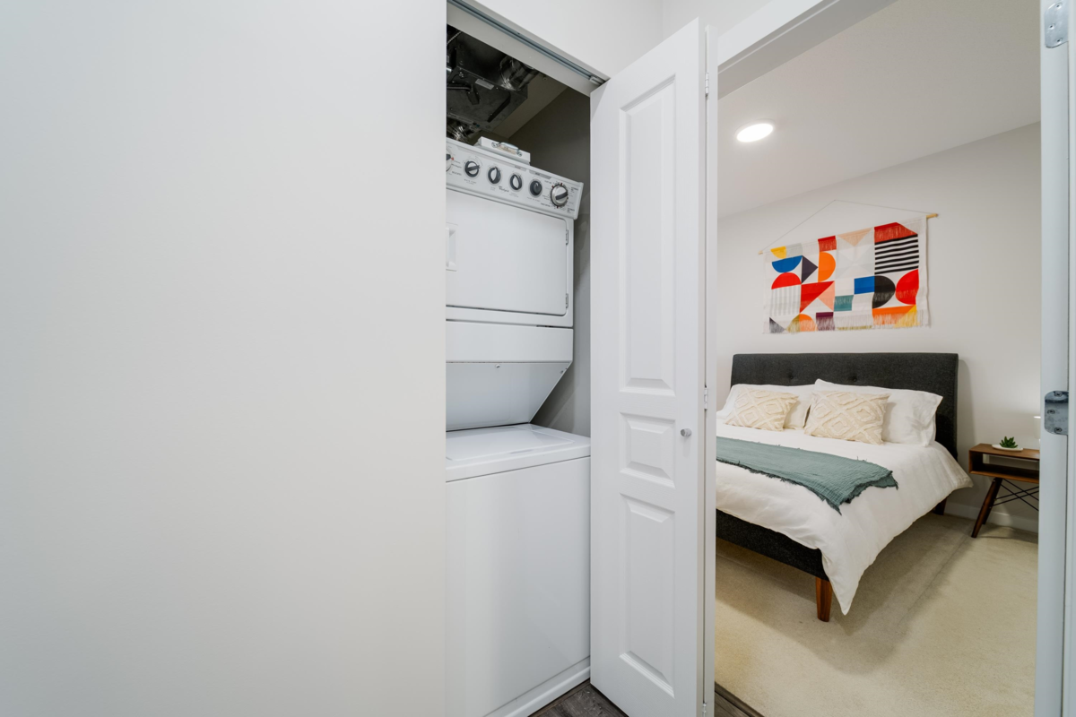 Bedroom 3 Photo of 218 9399 Alexandra Road, Richmond, BC