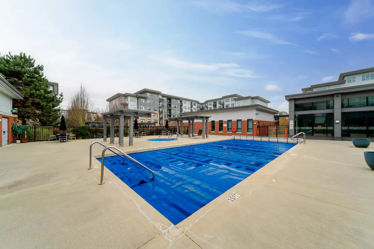 Swimming Pool Photo of 218 9399 Alexandra Road, Richmond, BC