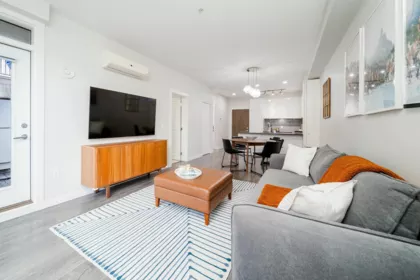 218 9399 Alexandra Road, Richmond, BC