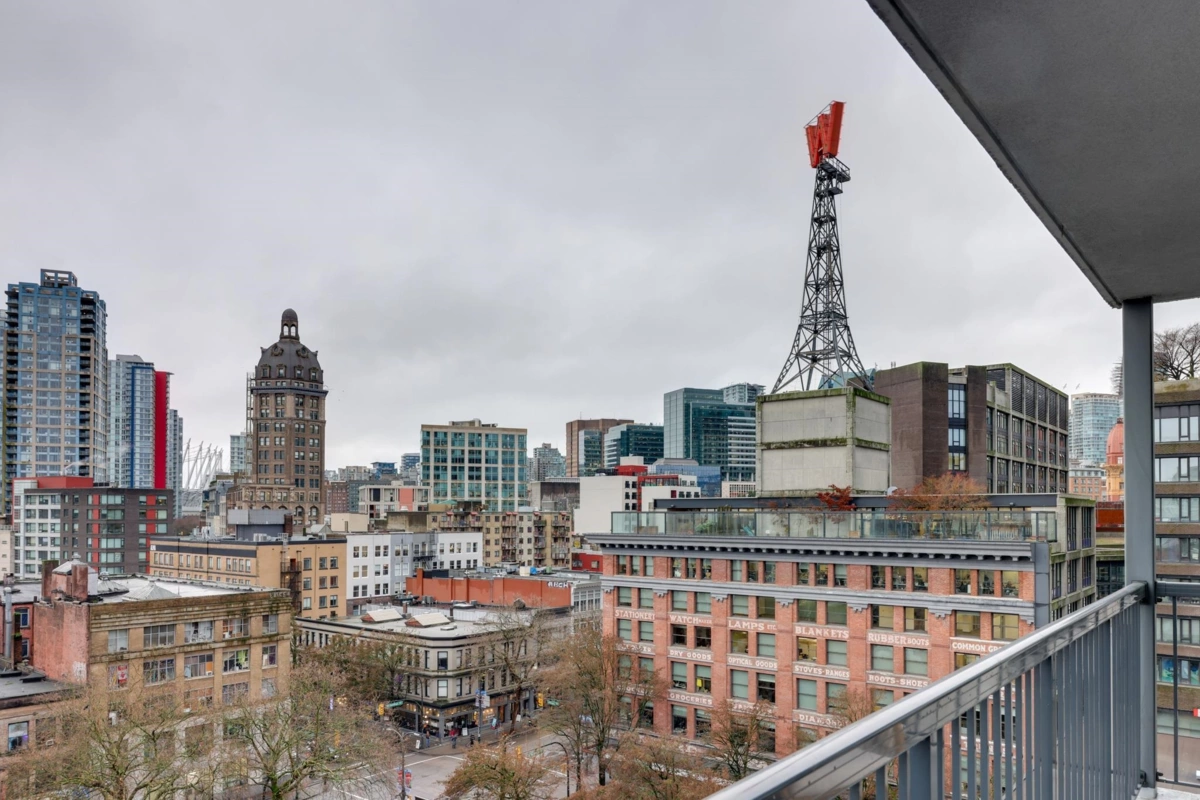 Mudroom Photo of 1102 66 W Cordova Street, Vancouver, BC