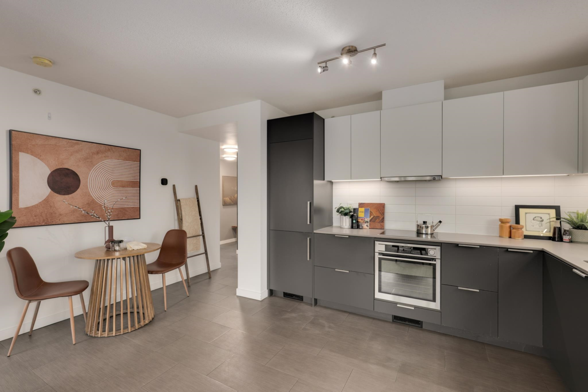 Pantry Photo of 1102 66 W Cordova Street, Vancouver, BC