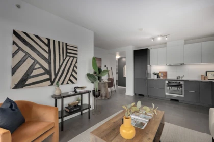 1102 66 W Cordova Street, Vancouver, BC