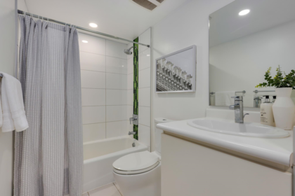 Office / Den Photo of 1102 66 W Cordova Street, Vancouver, BC