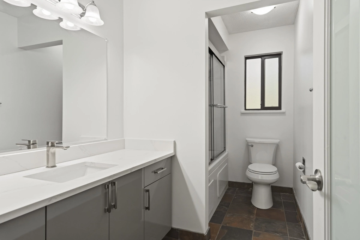 Basement Recreation Room Photo of 19891 43a Avenue, Langley, BC