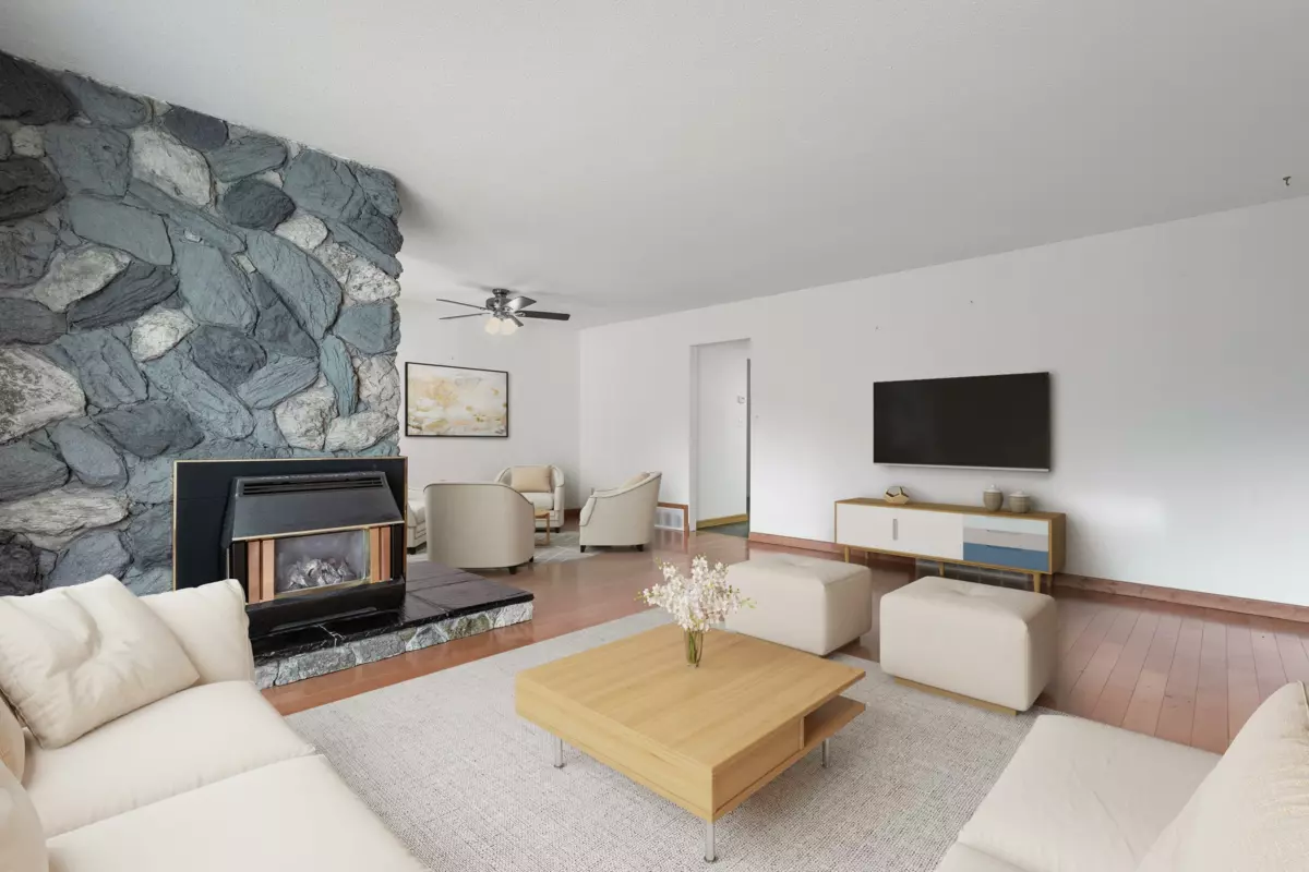 Dining Area Photo of 19891 43a Avenue, Langley, BC