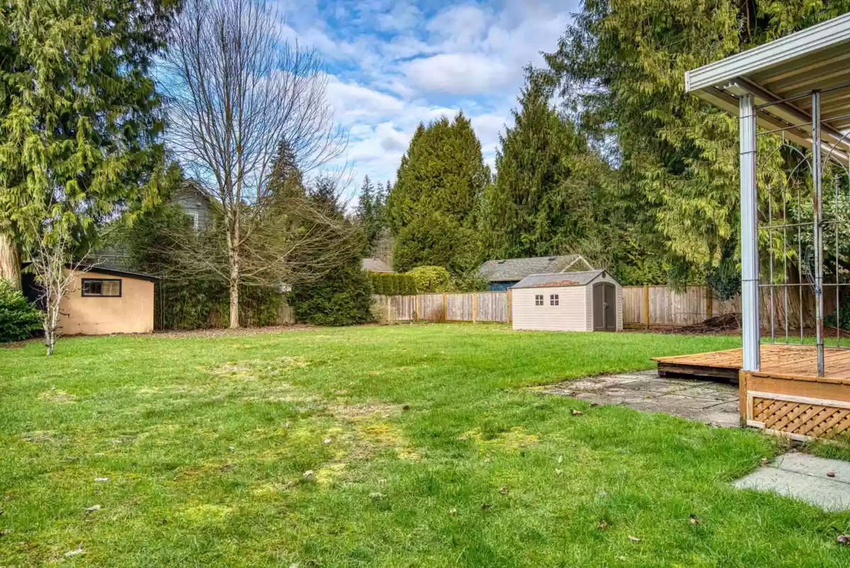 Garage Interior Photo of 19891 43a Avenue, Langley, BC