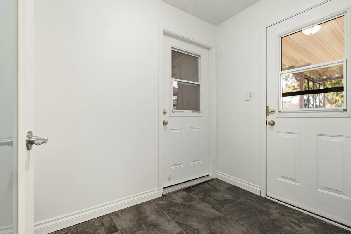 Office / Den Photo of 19891 43a Avenue, Langley, BC