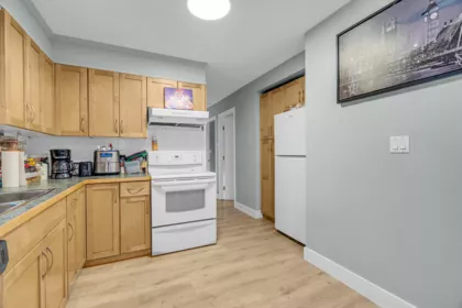 Kitchen Photo of 9433 Menzies Street, Chilliwack, BC