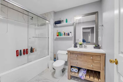 Walk-In Closet Photo of 9433 Menzies Street, Chilliwack, BC