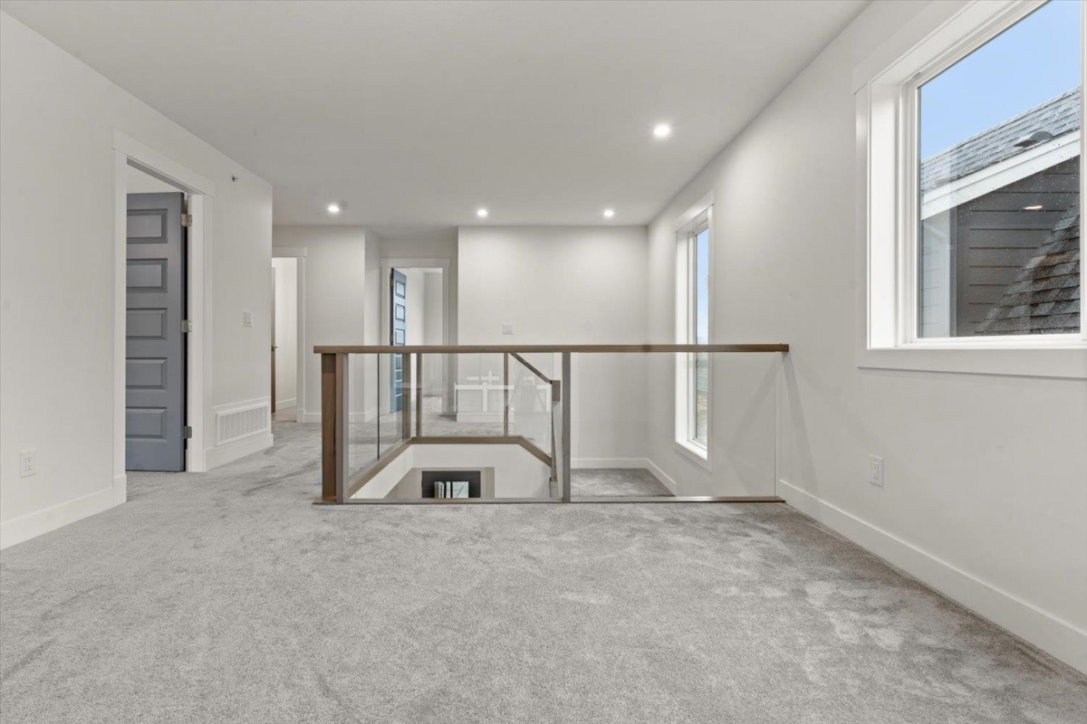 Garage Interior Photo of 116 46211 Promontory Road, Chilliwack, BC