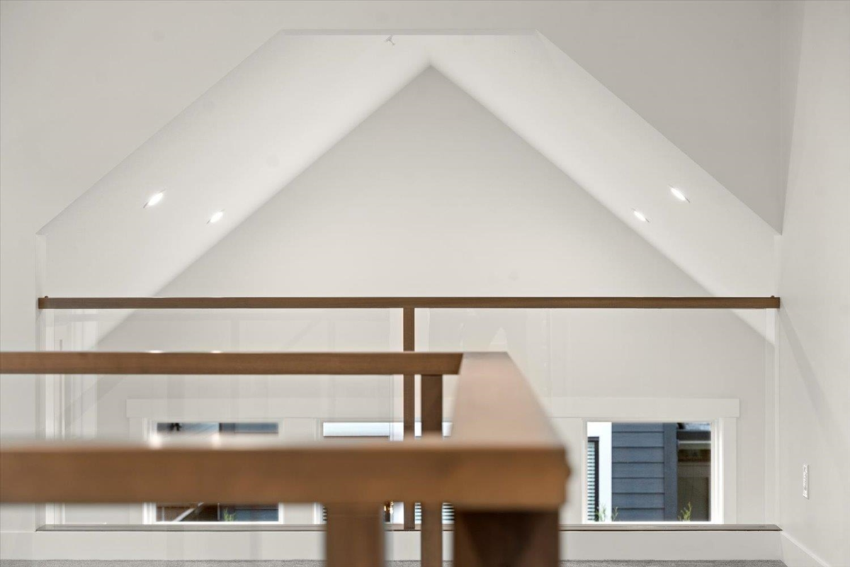 Hallway Photo of 116 46211 Promontory Road, Chilliwack, BC