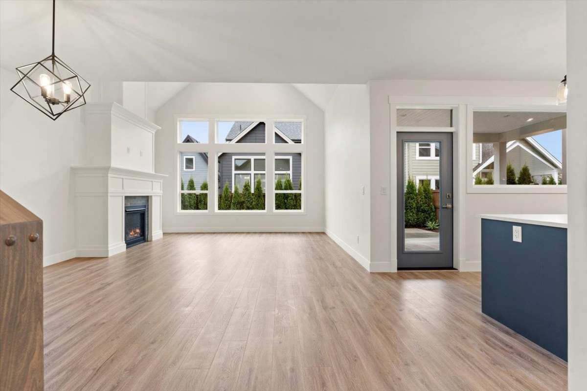 Laundry Room Photo of 116 46211 Promontory Road, Chilliwack, BC