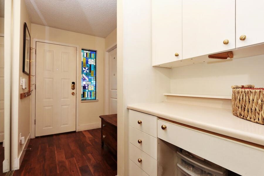 Dining Area Photo of 13 45915 Cheam Avenue, Chilliwack, BC