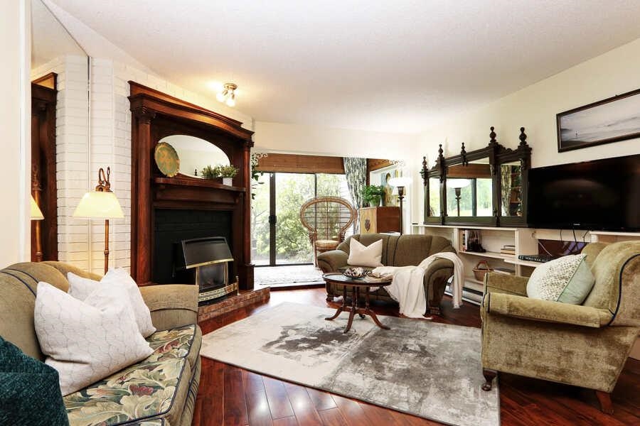 Kitchen Photo of 13 45915 Cheam Avenue, Chilliwack, BC