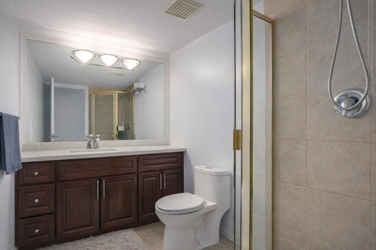 Dining Area Photo of 1004 1190 Pipeline Road, Coquitlam, BC