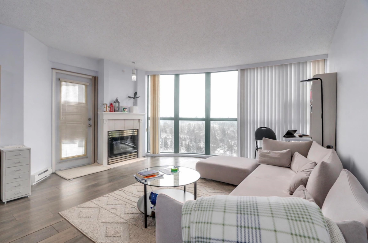 Family Room Photo of 1004 1190 Pipeline Road, Coquitlam, BC