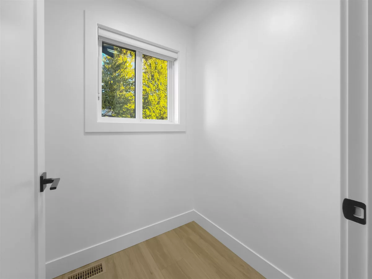 Office / Den Photo of 33062 4th Avenue, Mission, BC