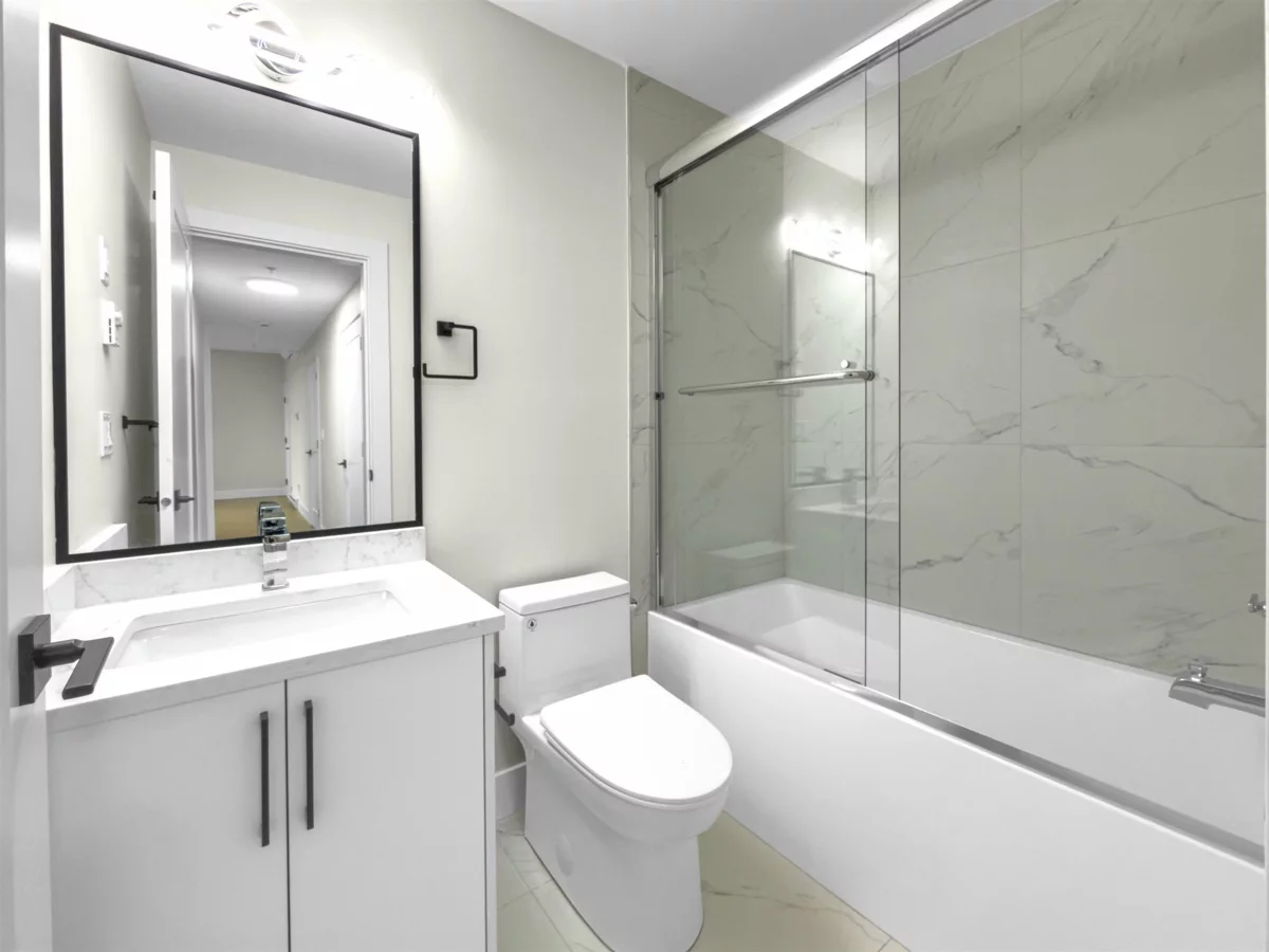 Outdoor Patio Photo of 33062 4th Avenue, Mission, BC