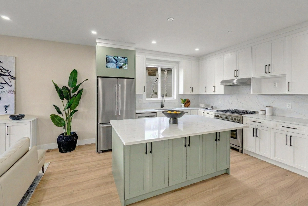 Pantry Photo of 33062 4th Avenue, Mission, BC