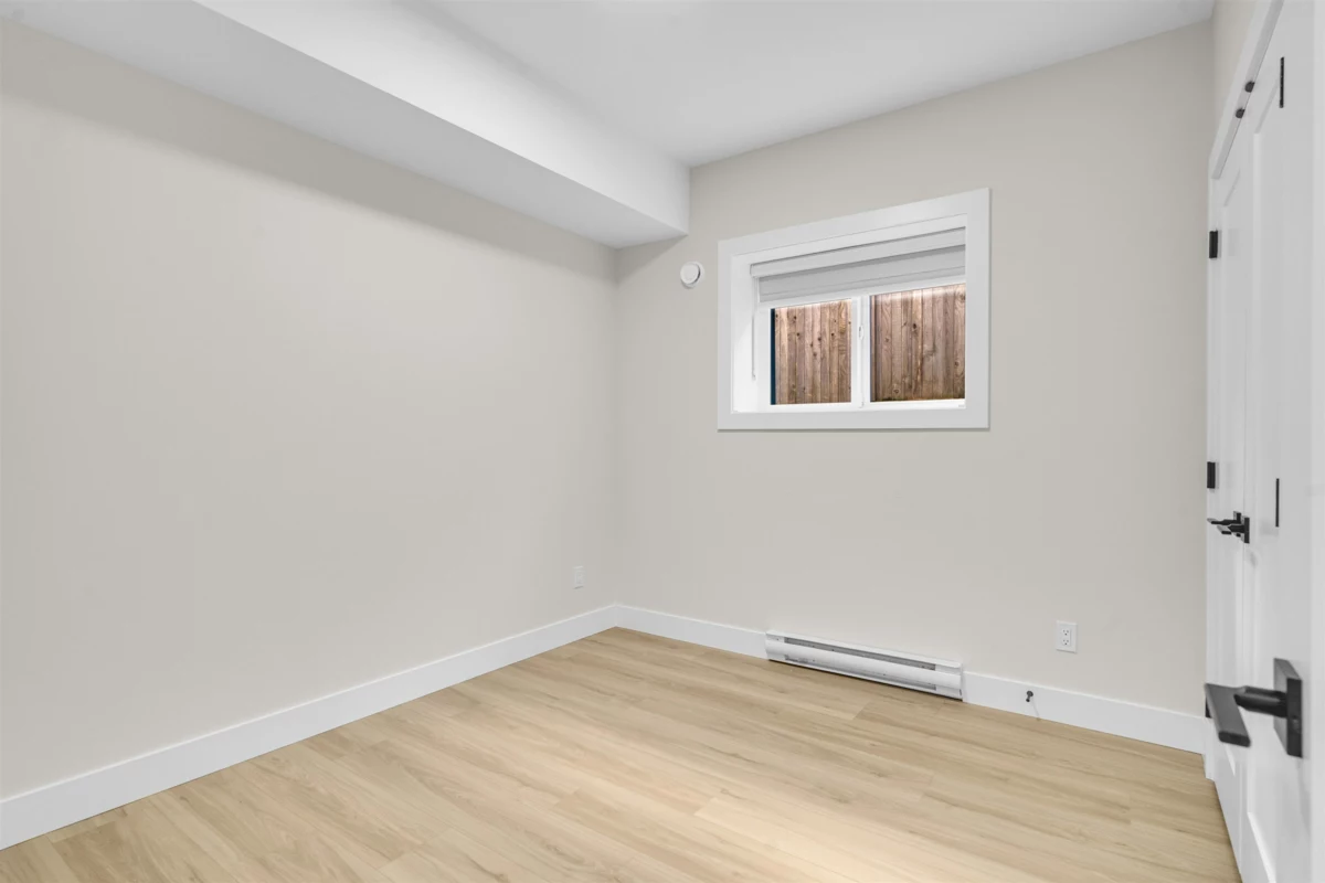 Staircase Photo of 33062 4th Avenue, Mission, BC