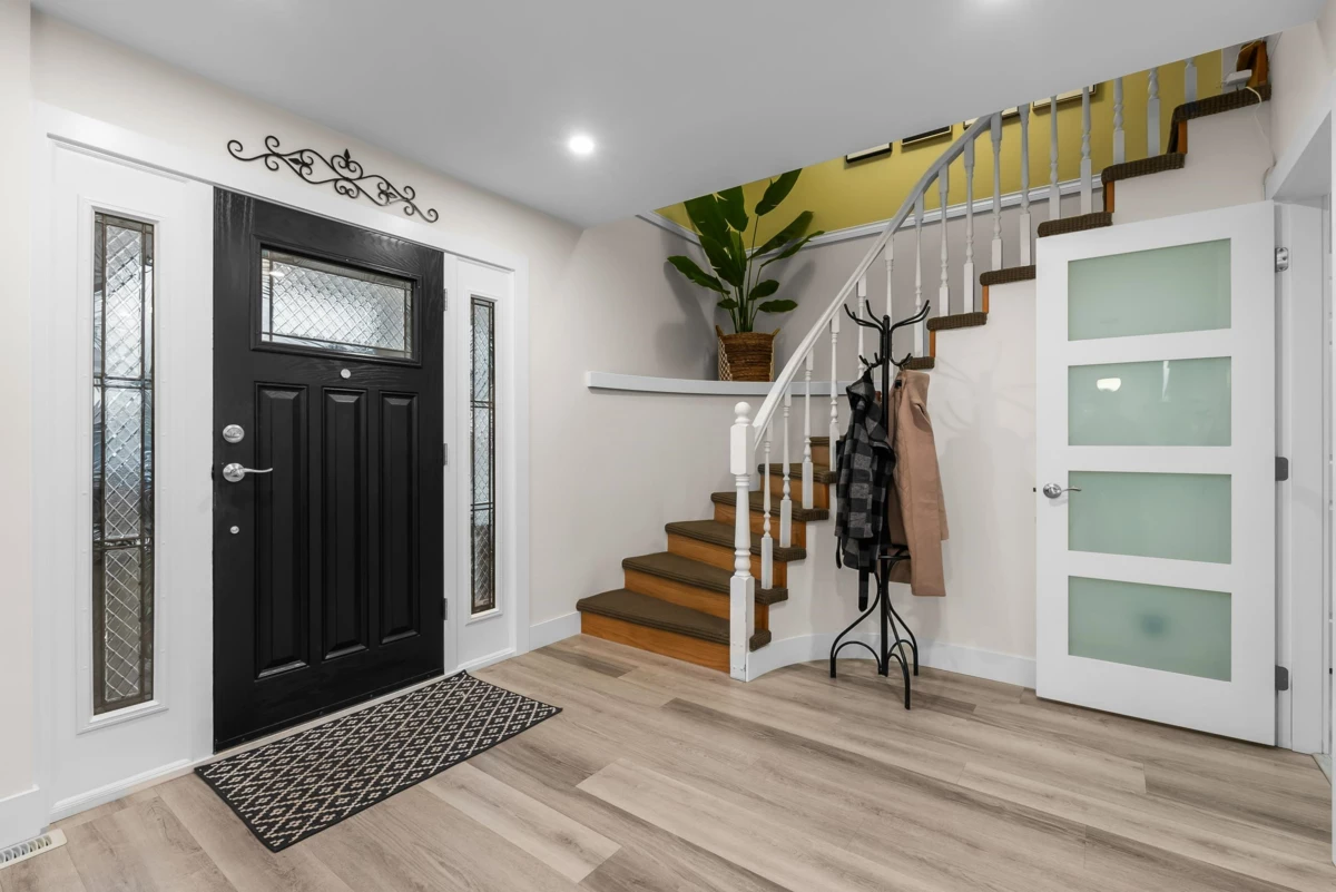 Family Room Photo of 3774 Qualicum Close, Abbotsford, BC